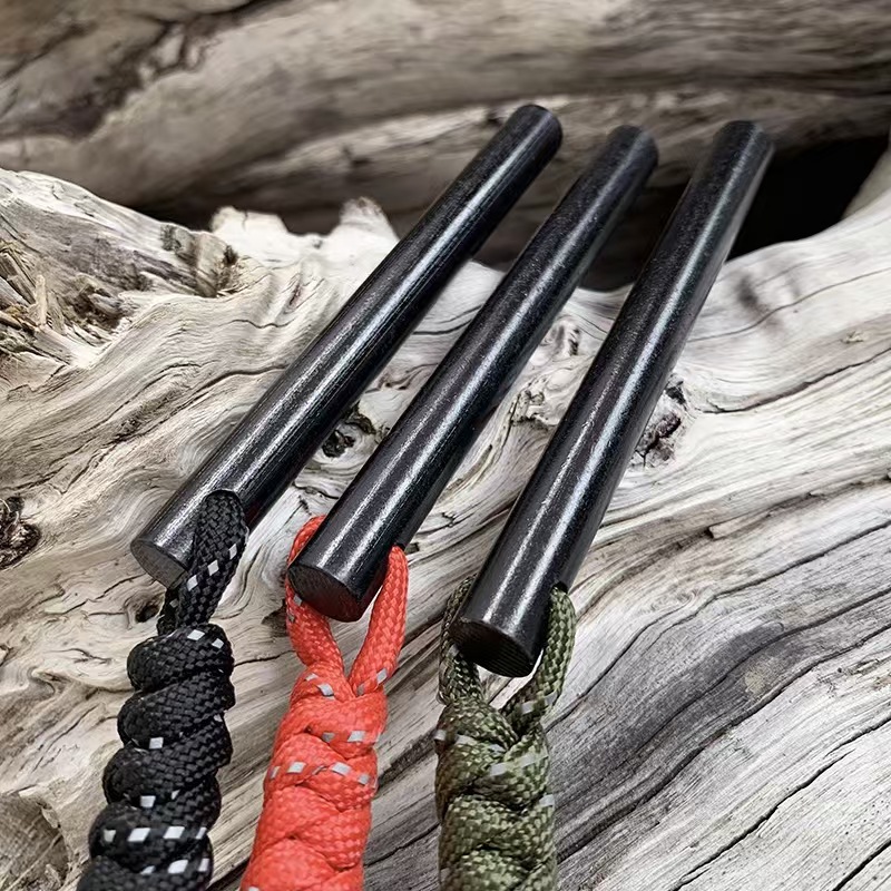 Accendifuoco Multifunzione per - Ferro Rod Striker recensione e prezzo