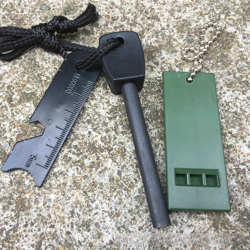 Kit di Sopravvivenza per Accen - Ferro Rod Striker recensione e prezzo