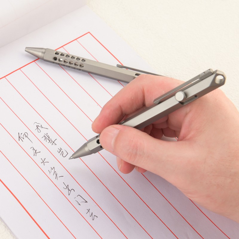 Penna portatile in lega di tit - Pen Tactical Glass recensione e prezzo