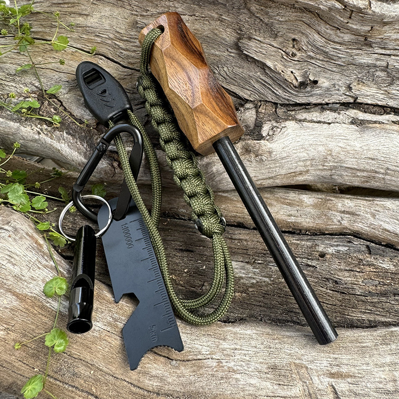 Nuovo avviatore antincendio pe - Ferro Rod Striker recensione e prezzo